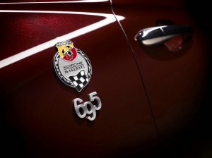 Logo am Abarth 695 Edizione Maserati
