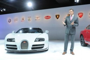 Wolfgang Schreiber stellt den Bugatti Veyron Grand Sport Vitesse vor