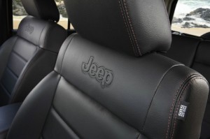 Die Ledersitze des Jeep Wrangler Black Edition