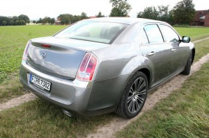 Das Heck des Lancia Thema 3.0 CRD Executive