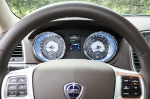 Die Rundinstrumente des Lancia Thema 3.0 V6 CRD