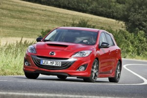 Roter Mazda3 MPS Modell 2013 in der Frontansicht