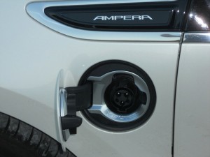 Hier wird Strom getankl - Opel Ampera