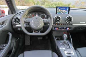 MMI Navigation plus im Audi A3 Sportback