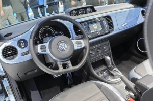 Das Beetle Cabrio Cockpit 2013