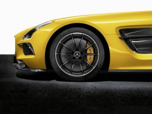 Die 19 Zoll Felgen des Mercedes-Benz SLS AMG Coupe Black Series