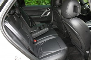 Die Fondsitze des Citroen DS5 Hybrid 4 - Lederausstattung