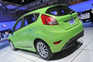 Grüner Ford Fiesta auf der Automesse in Los Angeles 2012
