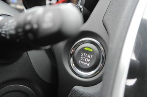 Die Start/Stop Taste des Peugeot 4008 4AWD