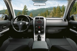 Der Innenraum mit Änderungen - Suzuki Grand Vitara