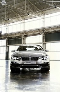 BMW 4er Coupe Concept in Silber in der Frontansicht