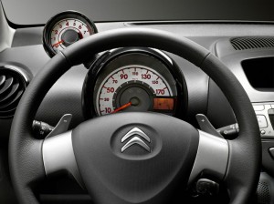 Citroen C1 Cockpit, Tachometer