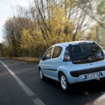 Die Heckpartie des Citroen C1 (Fahraufnahme)