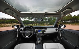 Das Interieur des 2013er Toyota Auris