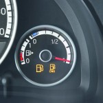 Die Anzeige für Gas im Volkswagen Eco-Up