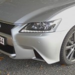 Die Frontschürze des Lexus GS 450h F-Sport