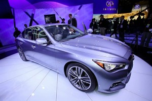 Infiniti präsentiert in Detroit den neuen Q50