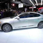 Neuer Kia Cedenza in der Seitenansicht