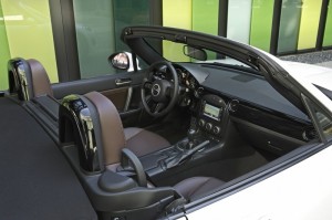 Havannabraune Ledersitze im Mazda MX-5 Hamaki