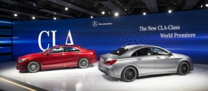 Die neue Mercedes-Benz CLA-Klasse auf einer Messe
