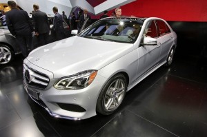 Mercedes-Benz E-Klasse Hybrid auf der Detroiter Motor Show 2013