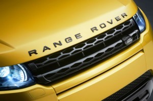 Der Kühlergrill des Range Rover Evoque Yellow Edition