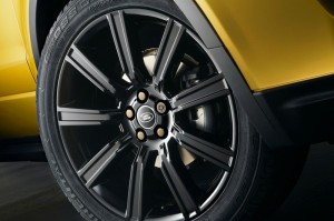 Die Felgen des Range Rover Evoque Yellow Edition