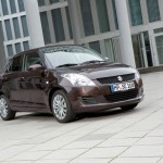 Suzuki Swift-Sondermodell X-Tra in der Frontansicht