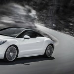 Modellgepflegter Peugeot RCZ in der Farbe Weiss
