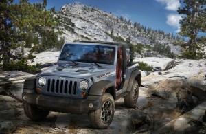 2013-er Jeep-Wrangler Rubicon 10th Anniversary Edition in der Frontansicht
