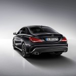 Kosmosschwarzer Mercedes-Benz CLA Edition 1 in der Heckansicht