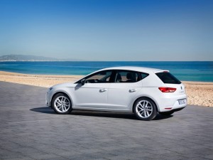 Weißer Seat Leon Ecomotive 1.4 TSI Fotos vom Außendesign