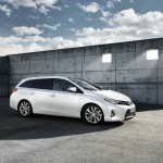 Toyota Auris Touring Sports Fotos in Weiss