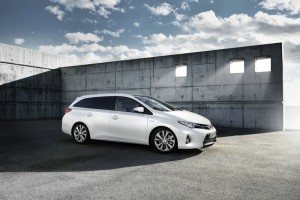 Toyota Auris Touring Sports Fotos in Weiss