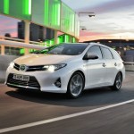Toyota Auris Touring Sports in der Frontansicht 2013