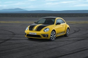 Volkswagen Beetle GSR in gelb-schwarze Karosserie