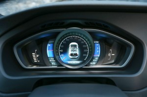 Die Anzeigeninstrumente im Volvo V40 R-Design