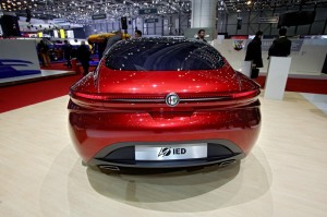 Alfa Romeo Gloria Concept in der Heckansicht - Genfer Autosalon 2013