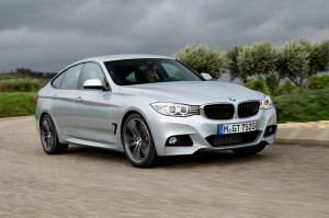 Silberner BMW 335i Gran Turismo 2013er