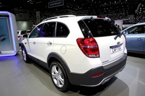 weisser Chevrolet Captiva 2013-er Modell