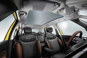 Das Interieur des Fiat 500L Trekking Sitze in Leder