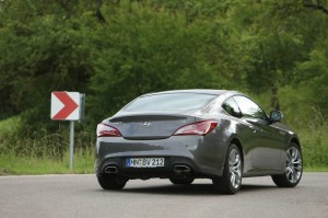 Die Heckpartie des Hyundai Genesis Coupé