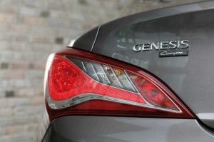 Das Rücklicht des 2013-er Hyundai Genesis Coupé