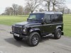Land Rover Defender als Sondermodell LXV in schwarz