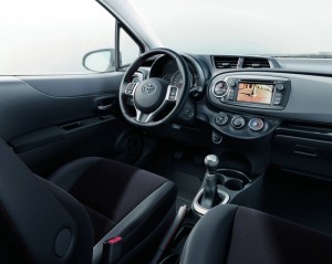 Der Innenraum des Toyota Yaris Edition