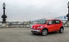 2013er Volkswagen Cross Up in rot (Standaufnahme)