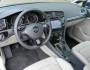 Das Cockpit des Volkswagen Golf Variant TSI Blue Motion