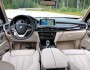Mittelkonsole, Ledersitze und Cockpit des BMW X5 xDrive 30d