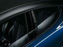 Lancia Ypsilon S by Momodesign mit weißen Grafiken an den Fenstern