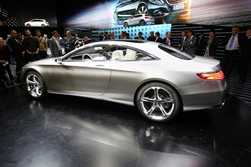 Mercedes-Benz S-Klasse Coupé auf der Internationalen Automobil-Ausstellung 2013